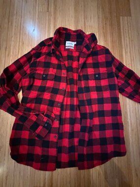 Item #690 Goodfellow & Co Men's Red Black Buffalo Plaid Flannel Shirt Size L